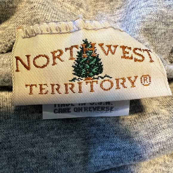 Men’s Northwest Territory Gray Turtleneck - Picture 2 of 3